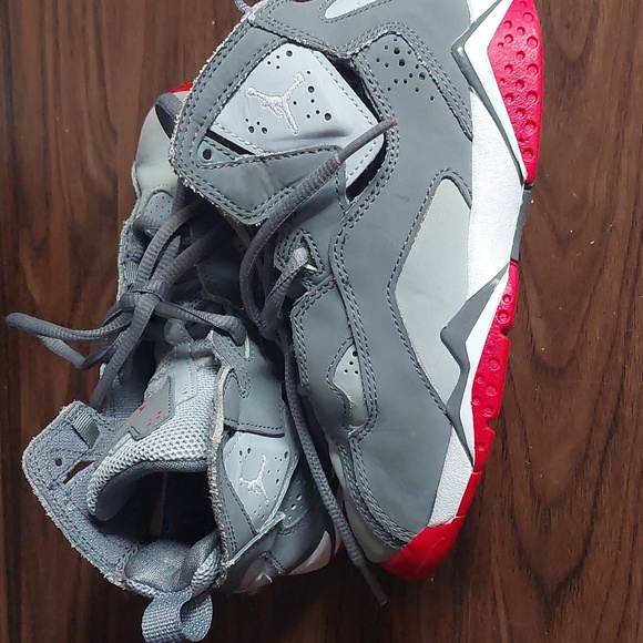 ✨️☘️Jordan Shoes for a boy✨️☘️ - Picture 2 of 4